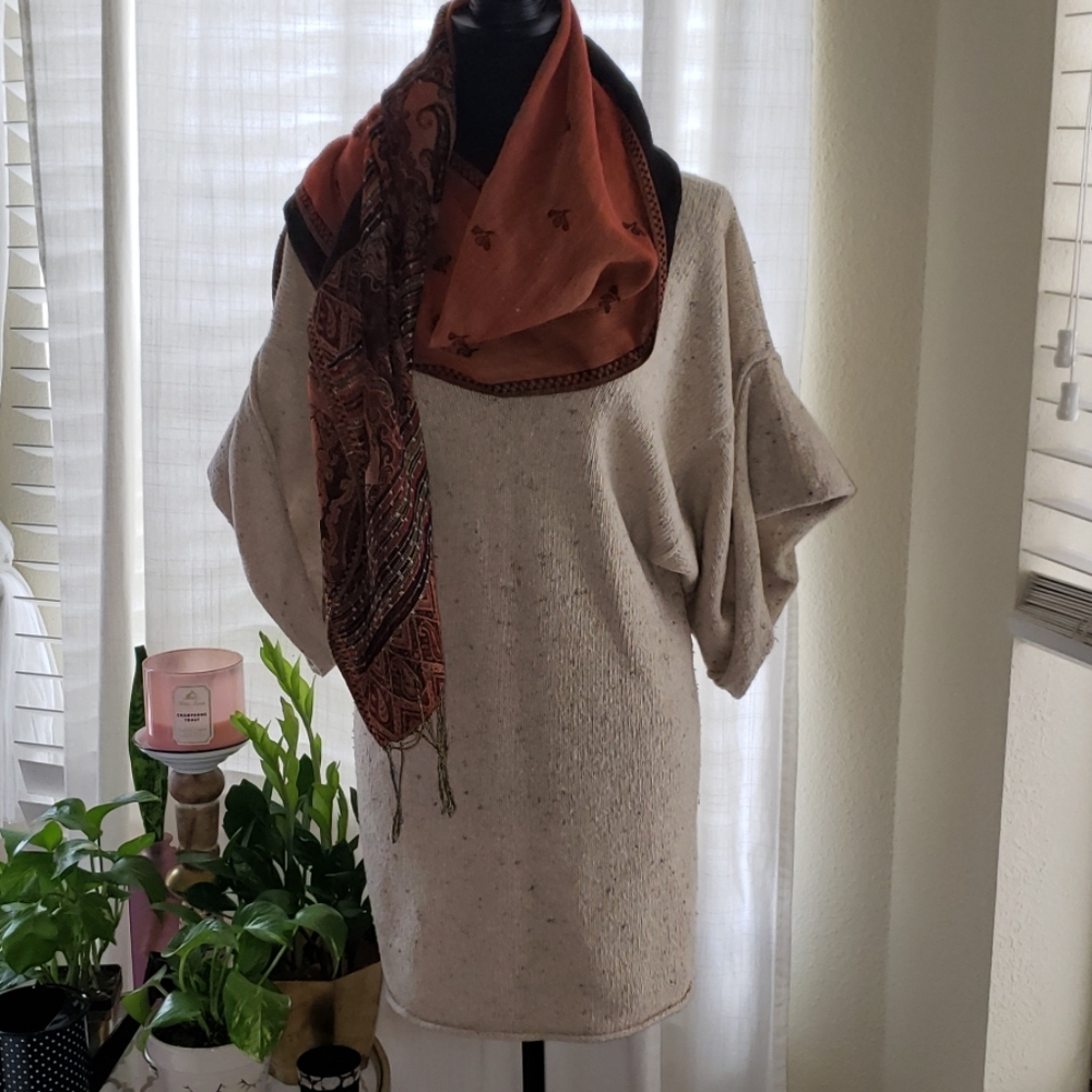Runway Sweater - Picture 4 of 4